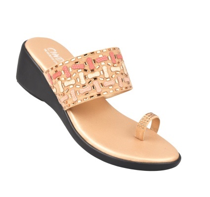 Cindy Studded Toe Ring Wedges
