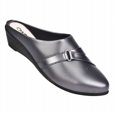 women belly shoe